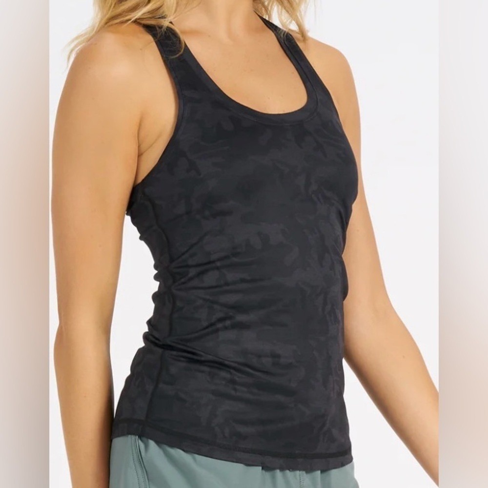 Vuori Lux Performance Slim-Fit Scoopneck Racerback Tank, Black Camo